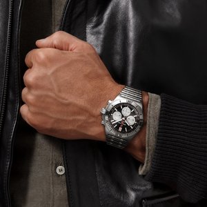 Годинник Breitling Chronomat B01 42 AB0134101B1A1